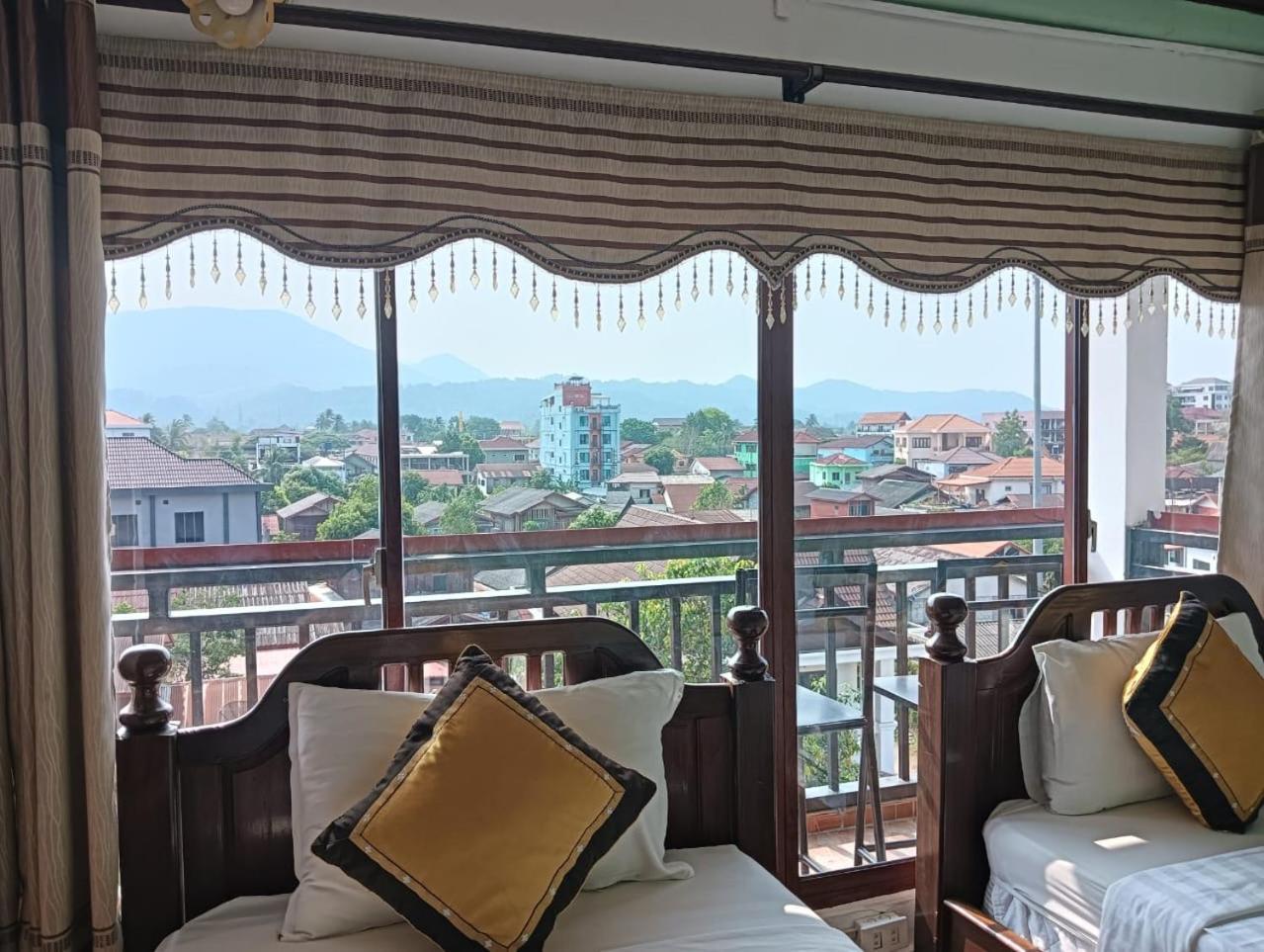 Bountang Riverside Hotel Vang Vieng Eksteriør billede